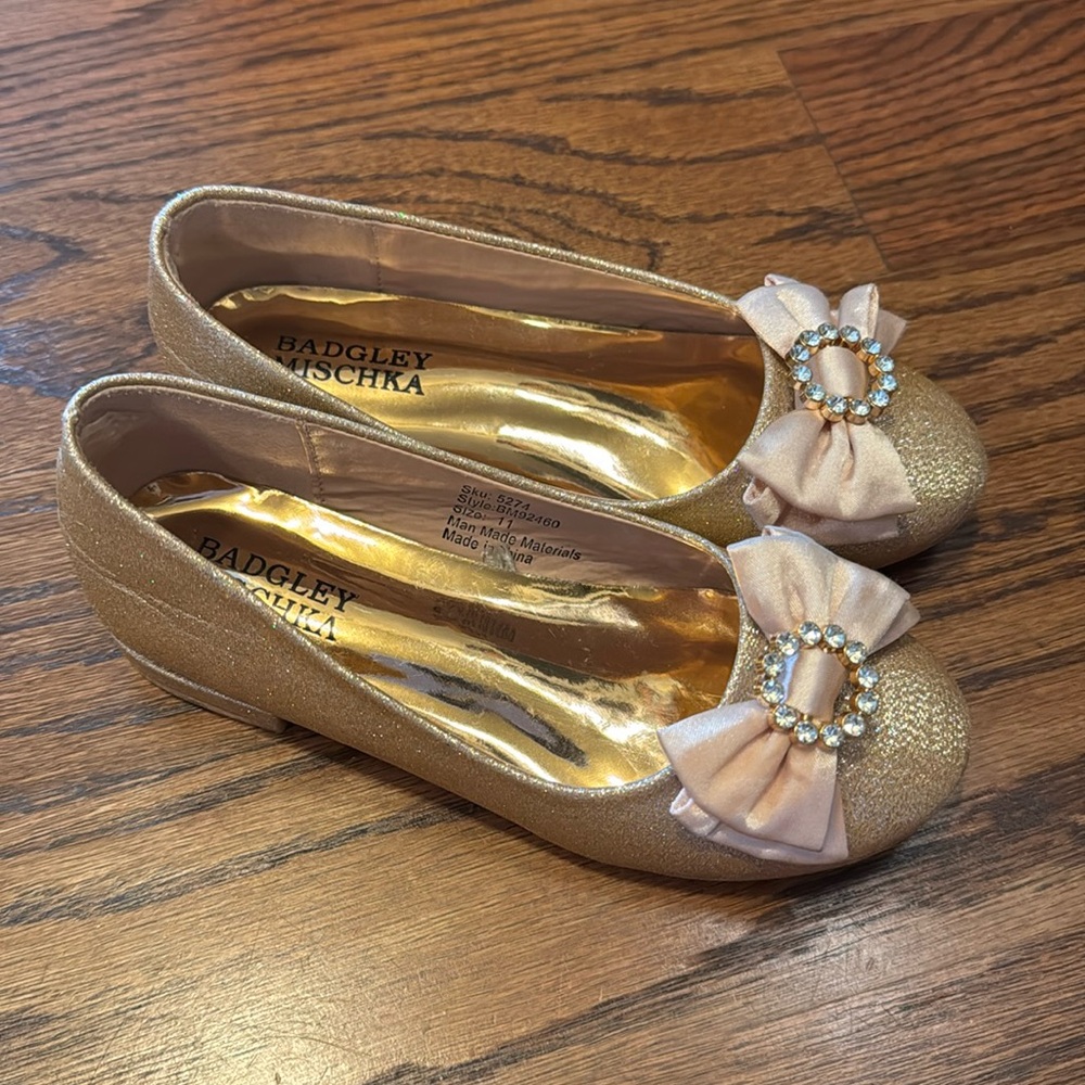 Badgley Mischka girls dress shoes size 11